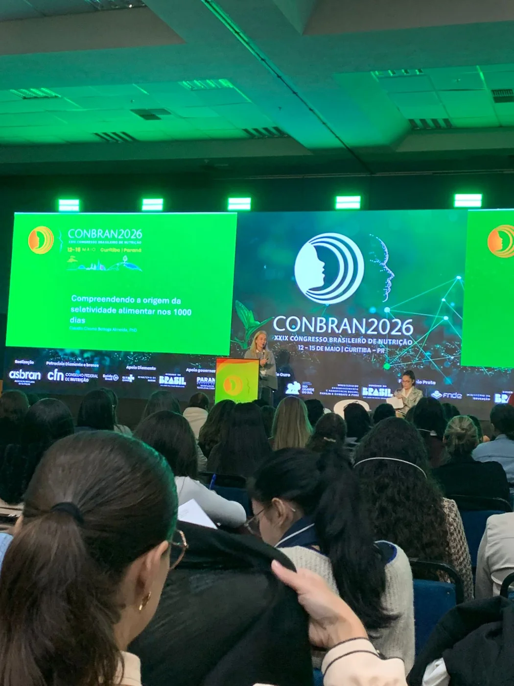 Álbum CONBRAN 2026: palestra da Dra. Claudia Choma sobre seletividade alimentar